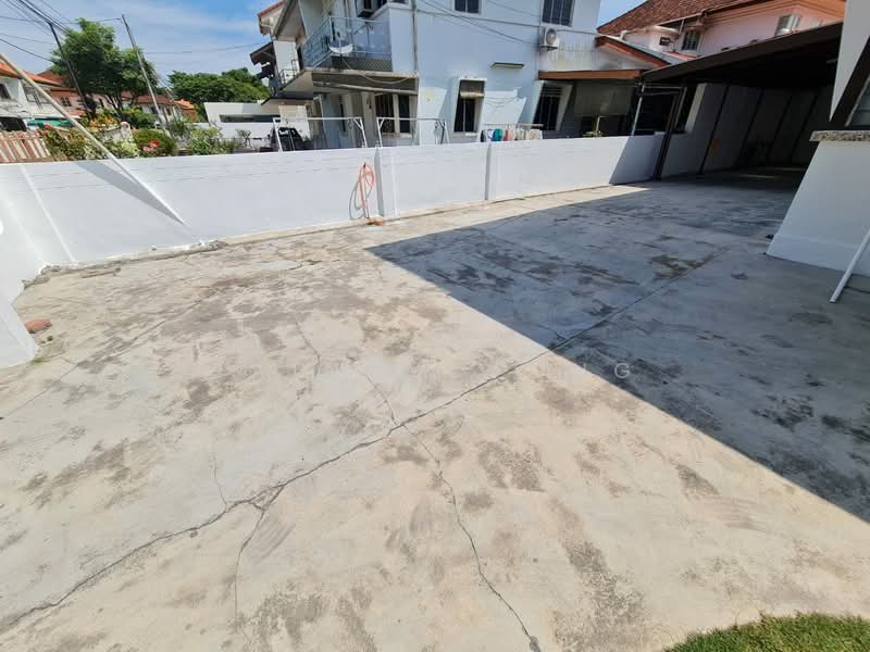 Rumah Berkembar untuk Dijual di Taman Goh Guan Ho (Ayer Itam) - Rainny Wong - Exterior - PropertyGuru.com.my