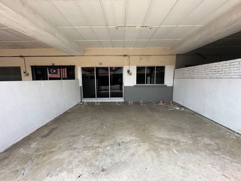 1-storey Terraced House for Sale in Taman Aneka Jaya (Kuantan) - Idham Che'Ali - Exterior - PropertyGuru.com.my