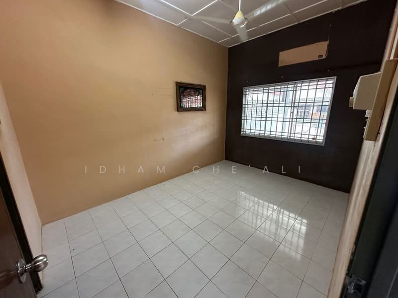 1-storey Terraced House for Sale in Taman Aneka Jaya (Kuantan) - Idham Che'Ali - Interior - PropertyGuru.com.my