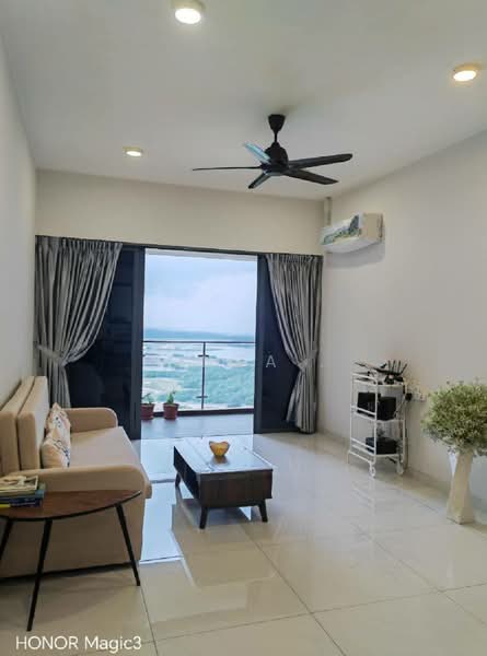 Service Residence for Sale at Royal Strand @ Country Garden Danga Bay - Linda . - Living Room - PropertyGuru.com.my