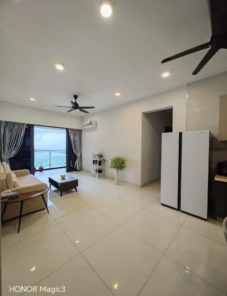 Service Residence for Sale at Royal Strand @ Country Garden Danga Bay - Linda . - Living Room - PropertyGuru.com.my