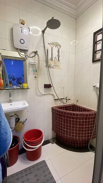 Rumah Teres 2 Tingkat untuk Dijual di Permas Jaya (Johor) - Fion Lim - Bathroom - PropertyGuru.com.my