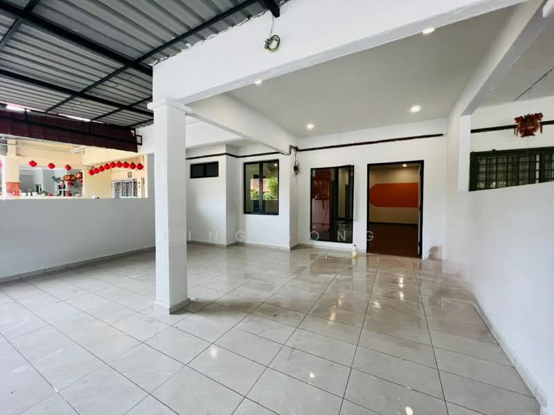 Rumah Teres 1 Tingkat untuk Dijual di Taman Merdeka (Batu Berendam) - King Song - Exterior - PropertyGuru.com.my