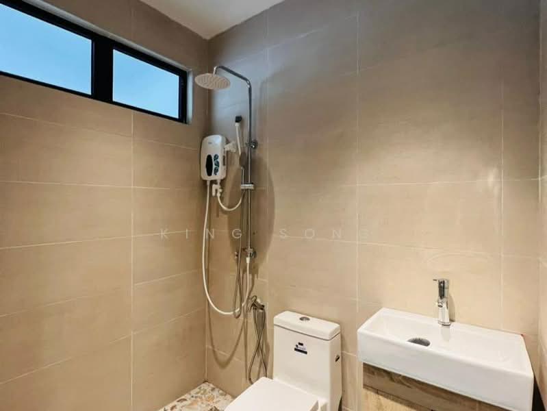 Rumah Teres 1 Tingkat untuk Dijual di Taman Merdeka (Batu Berendam) - King Song - Bathroom - PropertyGuru.com.my