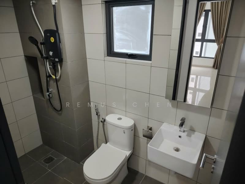 Servis Apartment untuk Dijual di D'Quince Residences - Remus Chen - Bathroom - PropertyGuru.com.my