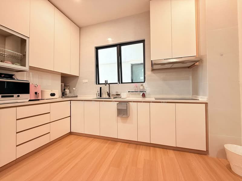 Kondominium untuk Dijual di Bay Point @ Country Garden Danga Bay - Chris Liew - Kitchen - PropertyGuru.com.my
