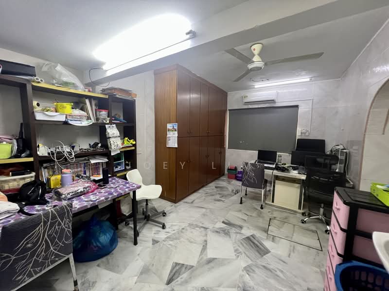 2-storey Terraced House for Sale in Ampang Jaya (Ampang) - Joey Lim - Study - PropertyGuru.com.my