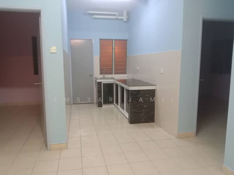 Apartment for Rent at Pangsapuri Kasuarina - Amsyar Jamil - Kitchen - PropertyGuru.com.my