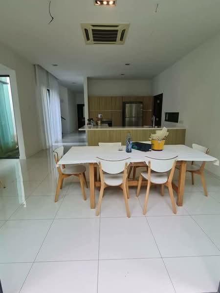 Semi-Detached House for Rent in Iskandar Puteri (Nusajaya) (Johor) - Rain Ng - Dining Room - PropertyGuru.com.my