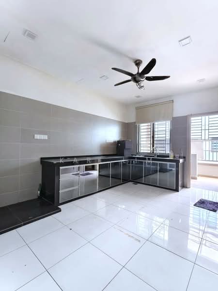 Rumah Teres 2 Tingkat untuk Dijual di Bandar Dato Onn (Tebrau) - Karl Lim - Kitchen - PropertyGuru.com.my