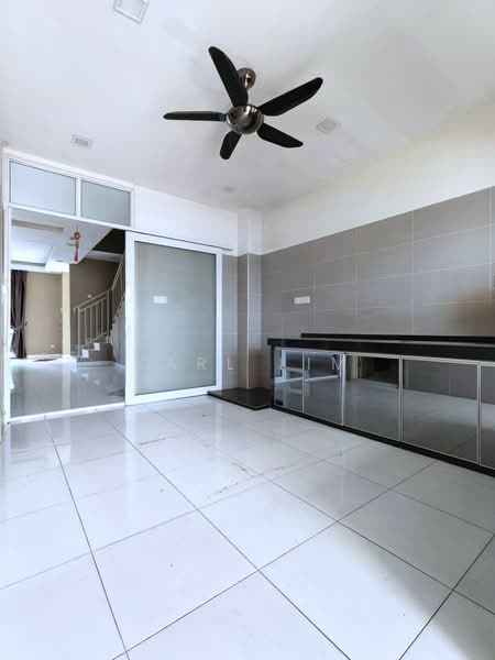 Rumah Teres 2 Tingkat untuk Dijual di Bandar Dato Onn (Tebrau) - Karl Lim - Kitchen - PropertyGuru.com.my