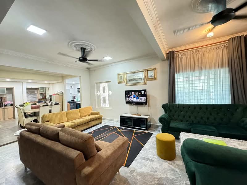 2-storey Terraced House for Sale in Taman Kelana Idaman (Ara Damansara) - Fatin Ismail - PropertyGuru.com.my