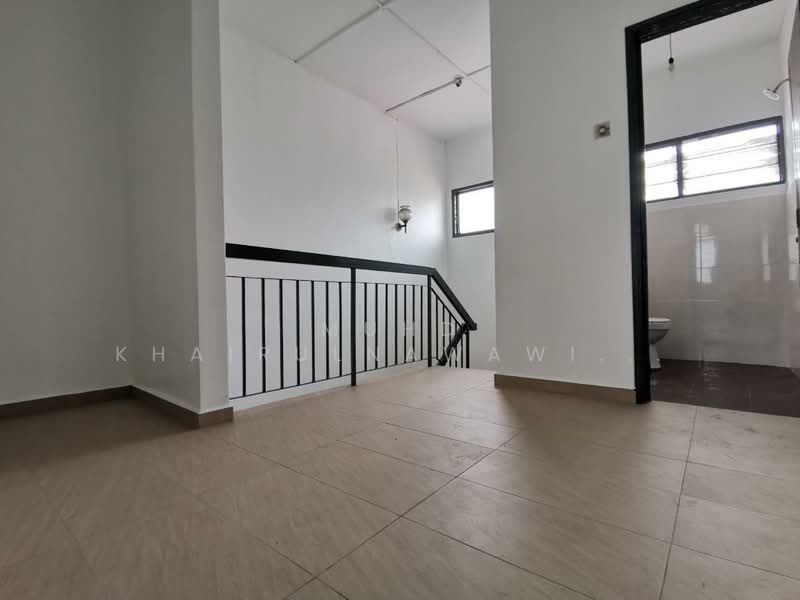 2-storey Terraced House for Sale in SS8 (Petaling Jaya) - Muhd Khairulnawawi Kamaruddin - Bathroom - PropertyGuru.com.my