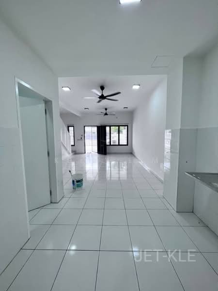 2-storey Terraced House for Sale in Setia Alam (Selangor) - Kelly Lim - Living Room - PropertyGuru.com.my