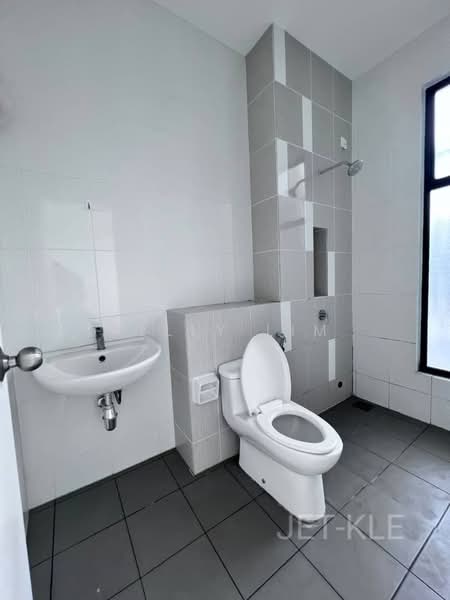 2-storey Terraced House for Sale in Setia Alam (Selangor) - Kelly Lim - Bathroom - PropertyGuru.com.my