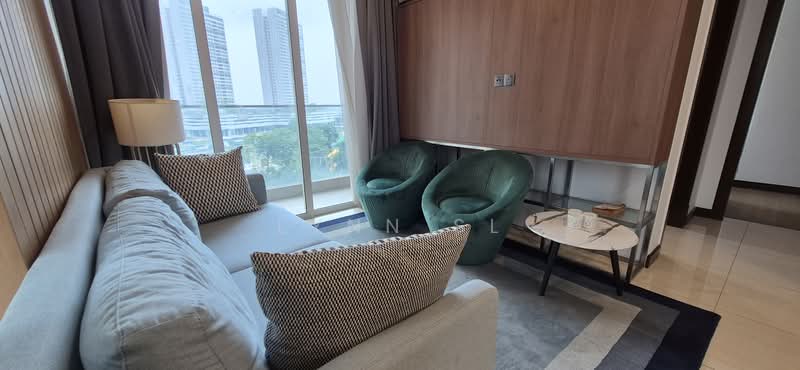 Service Residence for Sale at Puteri Cove Residences - Lynn SL - Living Room - PropertyGuru.com.my