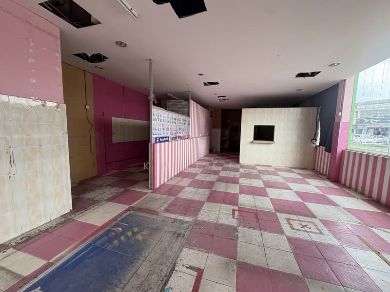 Shop for Sale in Bandar Baru Medan Ipoh (Ipoh) - KM Lee - Interior - PropertyGuru.com.my