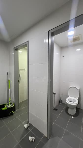 Commercial Semi-D for Rent in Setia Alam (Selangor) - LIM AMANDA - Bathroom - PropertyGuru.com.my