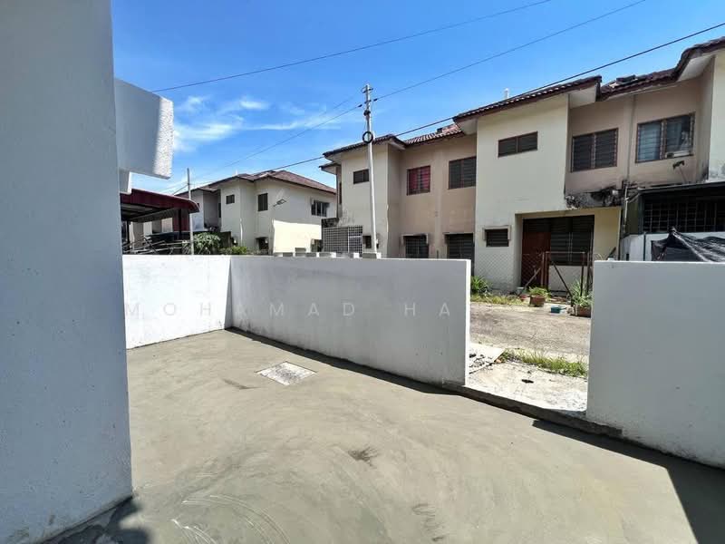2-storey Terraced House for Sale in Puncak Alam (Selangor) - Mohamad Hanafi - Exterior - PropertyGuru.com.my