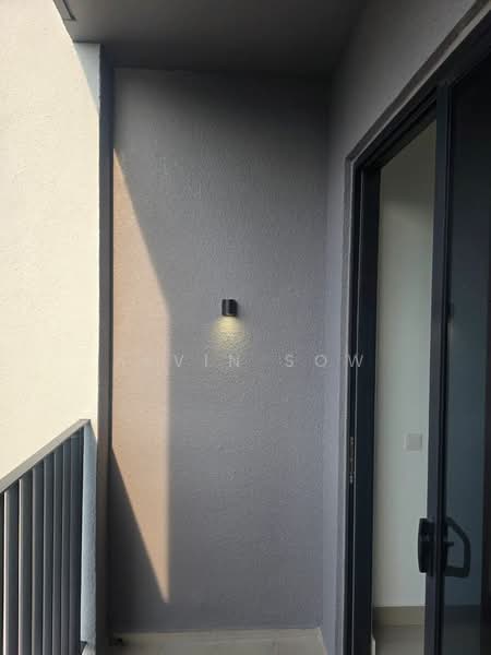 Servis Apartment untuk Disewa di Residensi Ava @ Kiara Bay - Alvin Sow - Balcony - PropertyGuru.com.my