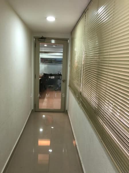 Shop / Office for Rent in Pandan Perdana (Cheras) - James Loh - Corridor - PropertyGuru.com.my