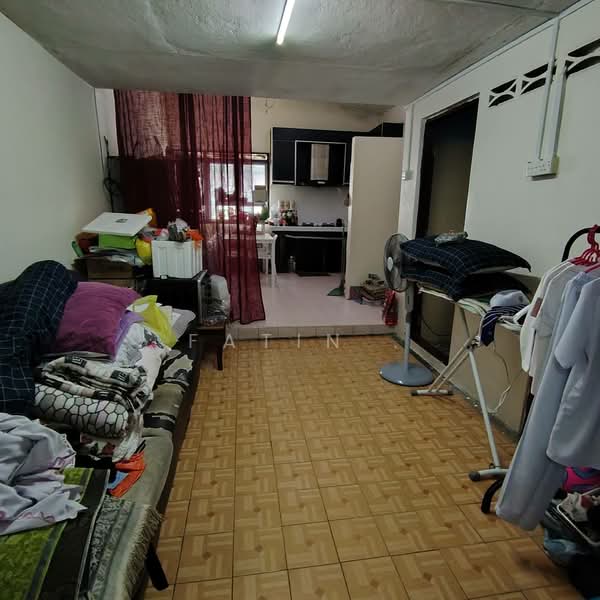 2-storey Terraced House for Sale in Taman Bertuah (Ipoh) - Fatin . - Living Room - PropertyGuru.com.my