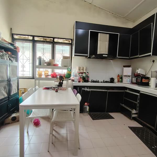 2-storey Terraced House for Sale in Taman Bertuah (Ipoh) - Fatin . - Kitchen - PropertyGuru.com.my