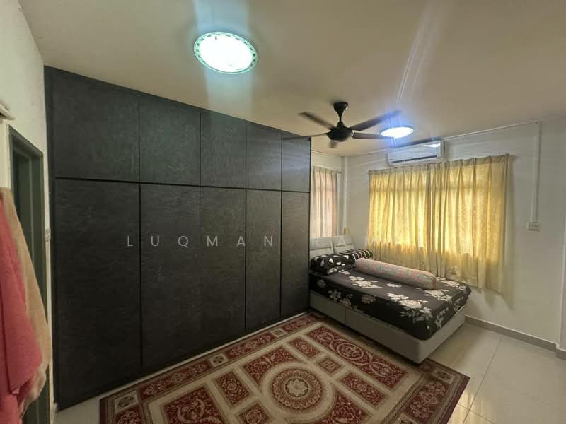 Pangsapuri untuk Dijual di D'shire Villa - Luqman Ramli - Bedroom - PropertyGuru.com.my