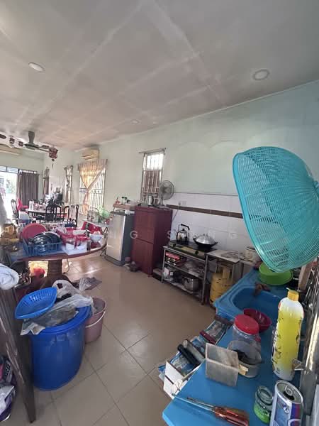Rumah Teres 1 Tingkat untuk Dijual di Lipat Kajang (Jasin) - King Song - PropertyGuru.com.my