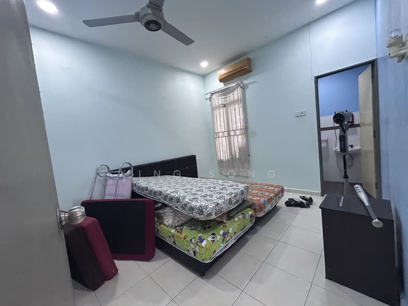 Rumah Teres 1 Tingkat untuk Dijual di Lipat Kajang (Jasin) - King Song - PropertyGuru.com.my