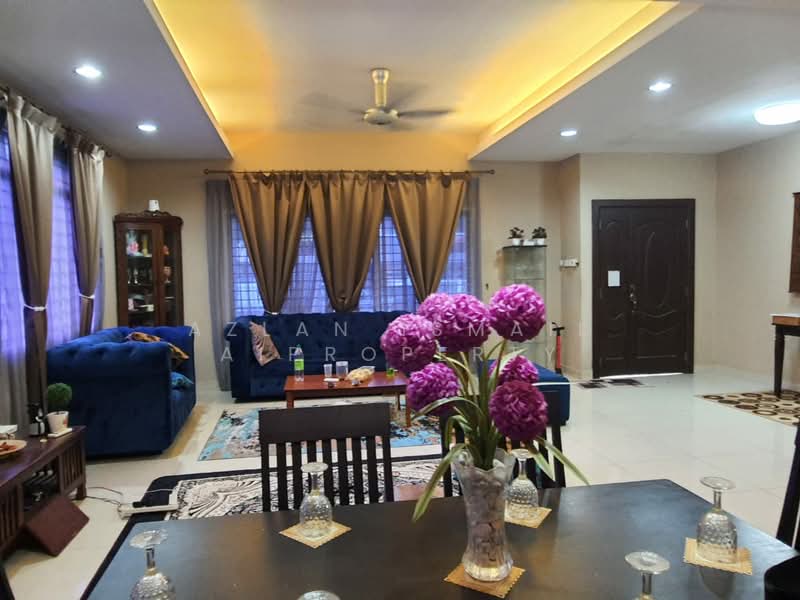 Rumah Teres 2 Tingkat untuk Dijual di Bandar Dato Onn (Tebrau) - Azlan Ismail aiproperty - Living Room - PropertyGuru.com.my