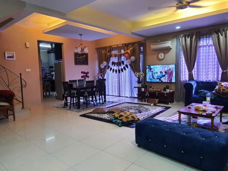 Rumah Teres 2 Tingkat untuk Dijual di Bandar Dato Onn (Tebrau) - Azlan Ismail aiproperty - Living Room - PropertyGuru.com.my