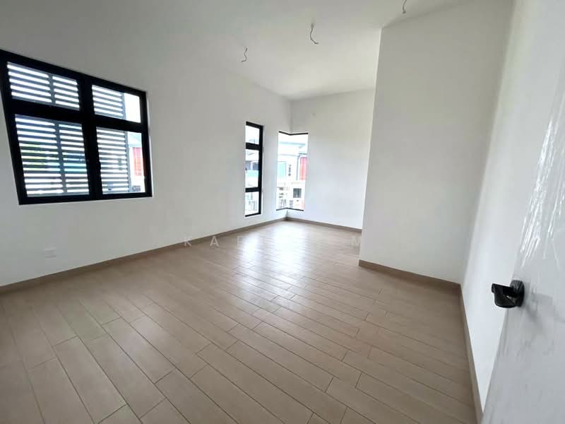 Rumah Berkembar untuk Dijual di Bandar Uda Utama (Johor Bahru) - Karl Lim - Interior - PropertyGuru.com.my