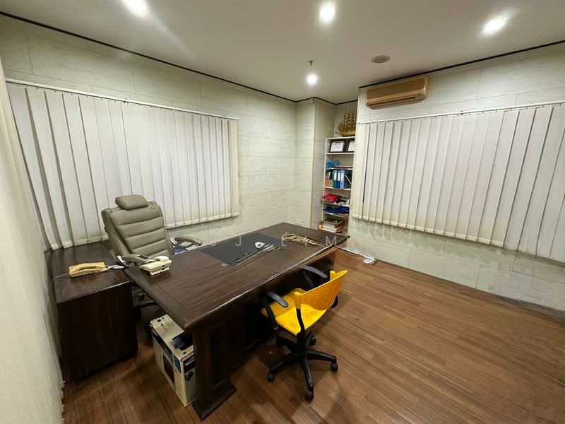 Office for Rent in Petaling Jaya (Selangor) - JJ Lim - Study - PropertyGuru.com.my