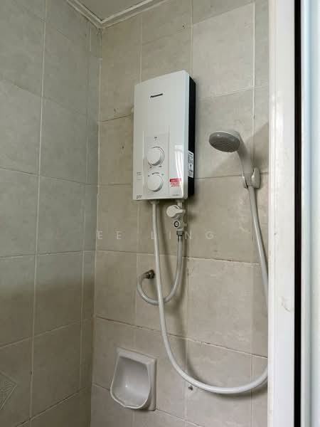 Kondominium untuk Dijual di Green Avenue Condominium - EE Ling - Bathroom - PropertyGuru.com.my
