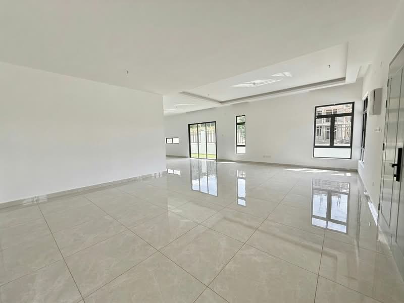 Rumah Berkembar untuk Dijual di Taman Bukit Indah (Batu Pahat) - Lim Qiao Yi - Living Room - PropertyGuru.com.my