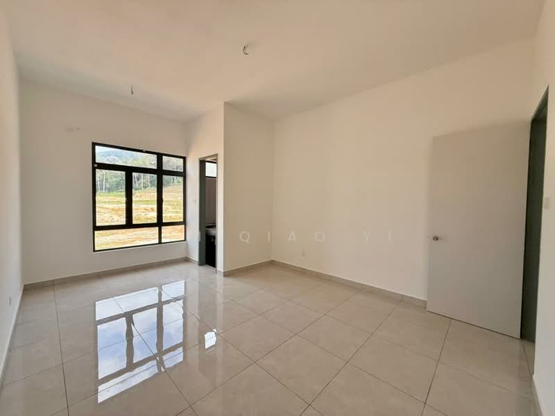 Rumah Berkembar untuk Dijual di Taman Bukit Indah (Batu Pahat) - Lim Qiao Yi - Interior - PropertyGuru.com.my