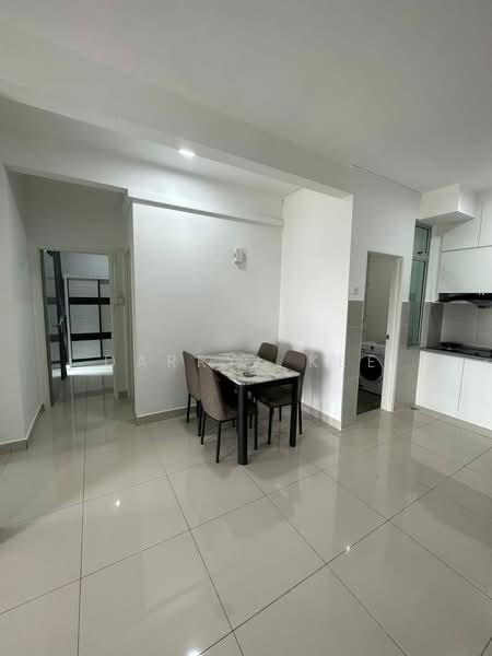 Service Residence for Sale at D'Lagoon - Darryl Kee - Dining Room - PropertyGuru.com.my
