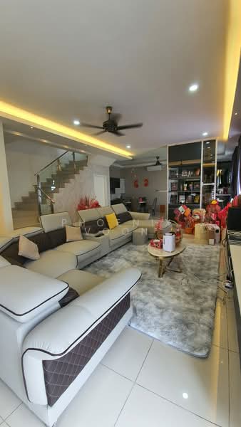 Rumah Teres 2 Tingkat untuk Dijual di Bandar Sri Sendayan (Negeri Sembilan) - Phoenix Voon - Living Room - PropertyGuru.com.my