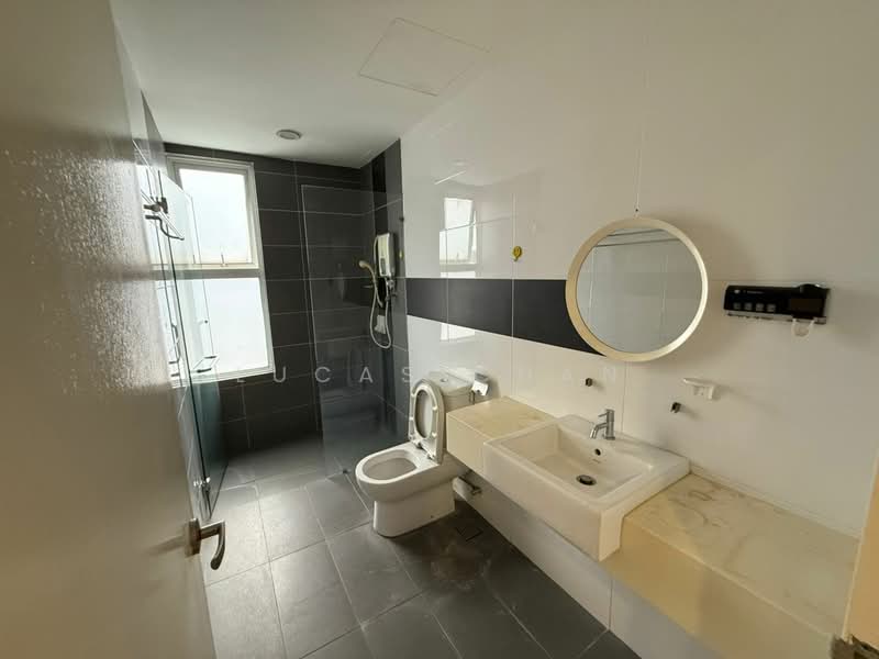 Kondominium untuk Dijual di Arte Condominium - Lucas Chan - Bathroom - PropertyGuru.com.my