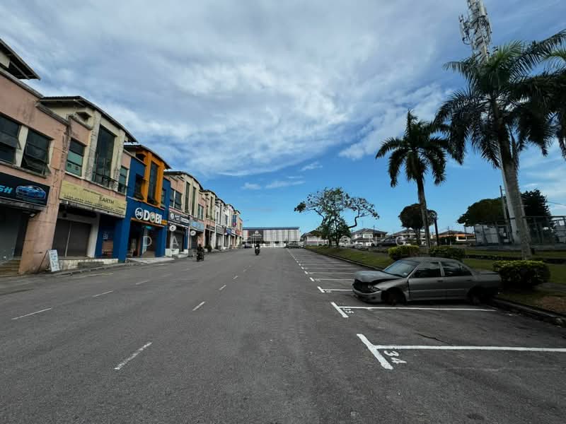 Shop for Sale in Taman Desa Cemerlang (Ulu Tiram) - Daniel Yong - Exterior - PropertyGuru.com.my