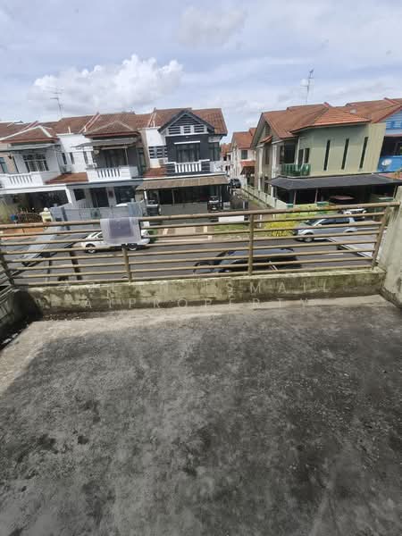 Rumah Teres 2 Tingkat untuk Dijual di Taman Mutiara Mas (Skudai) - Azlan Ismail aiproperty - Exterior - PropertyGuru.com.my