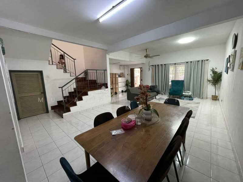 2-storey Terraced House for Sale in Bandar Seri Putra (Bangi) - Muhammad ‘Ariff Selamat - Dining Room - PropertyGuru.com.my