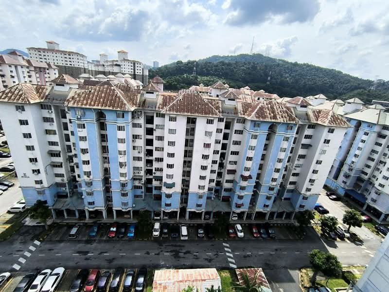 Apartment for Sale at Tasik Heights Apartment - Hazeman Omar - Exterior - PropertyGuru.com.my