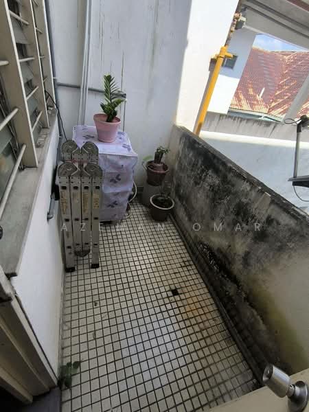 Apartment for Sale at Tasik Heights Apartment - Hazeman Omar - Balcony - PropertyGuru.com.my