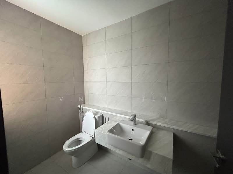 Bungalow for Sale in Telok Panglima Garang (Selangor) - Vincent Teh - Bathroom - PropertyGuru.com.my