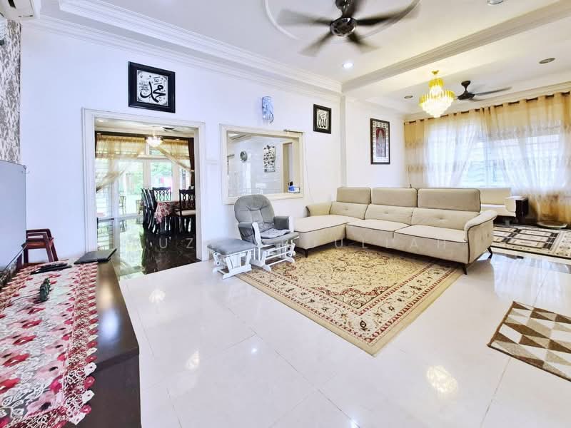 Rumah Berkembar untuk Dijual di Taman Andaman Ukay (Ulu Kelang) - Fauzi Abdullah - Living Room - PropertyGuru.com.my