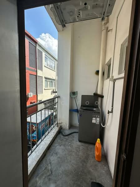 Shop / Office for Rent in Skudai (Johor) - Eric Foo - Balcony - PropertyGuru.com.my