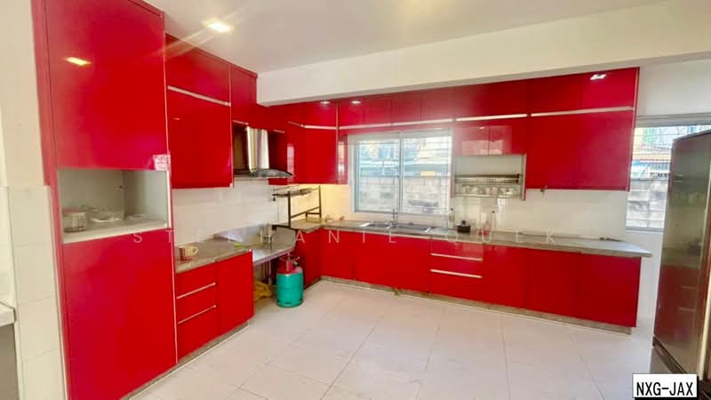 2-storey Terraced House for Rent in Kota Kemuning (Shah Alam) - Stephanie Quek - Kitchen - PropertyGuru.com.my