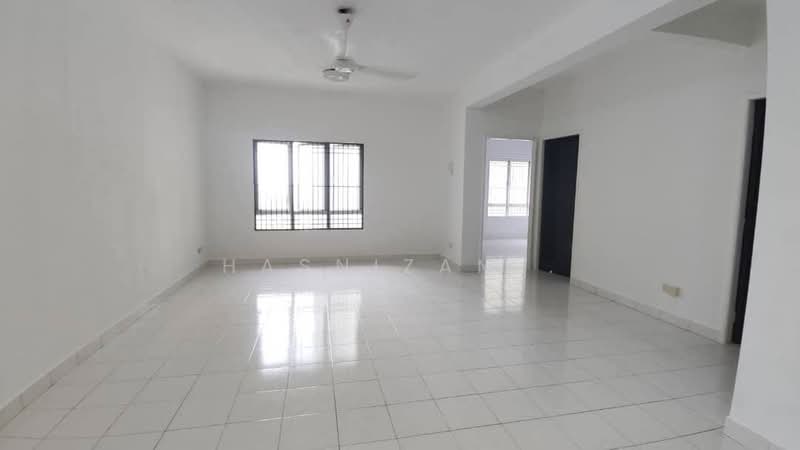 Condominium for Sale at Park View Tower - Hasnizam . - Living Room - PropertyGuru.com.my